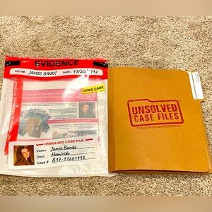 Cold Case Mystery Game:Who murdered Jamie Banks?